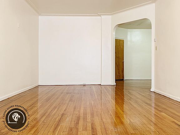 3rd image of 16620 88th Ave #19-5
