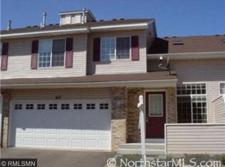 617 Grandview Way, Hudson, WI 54016