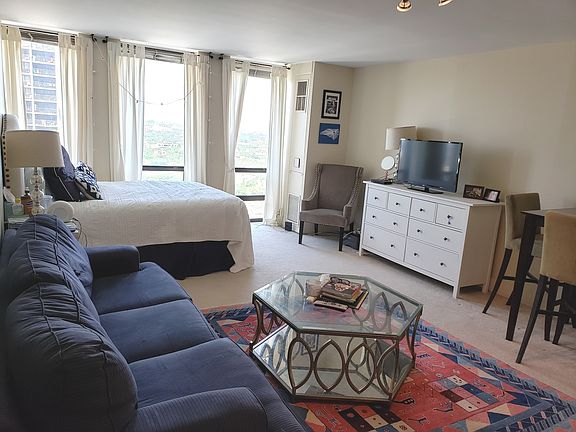 4th image of 1660 N Lasalle St #2204