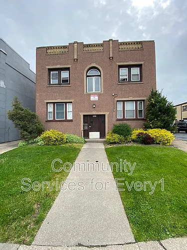 2421 Delaware Ave #5 Photo 1