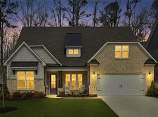 6984 Manchester Dr, Flowery Branch, GA 30542