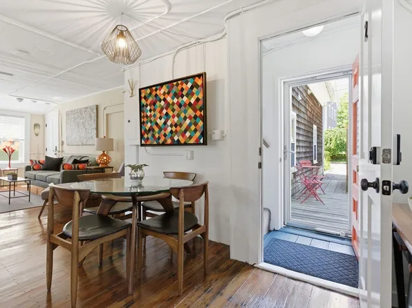 29 Alden St #2, Provincetown, MA 02657