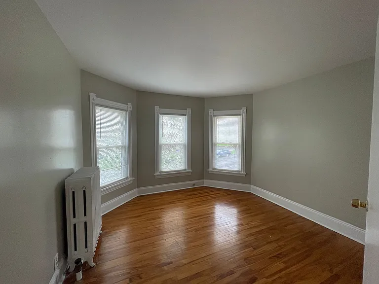 205 Cayuga St — Photo 28