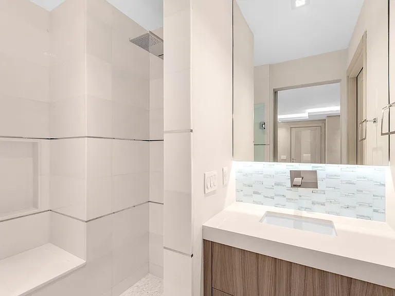 17301 Biscayne Blvd #Penthouse 7 — Photo 35