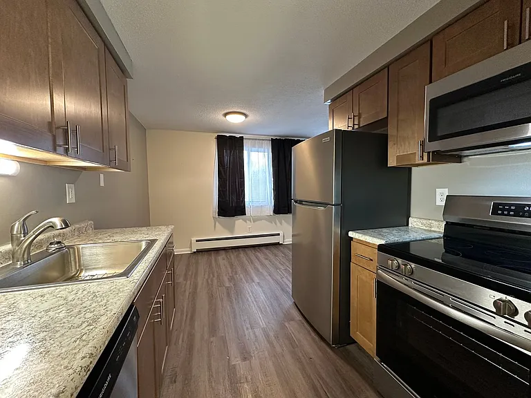 Avalon Apartments — Photo 3