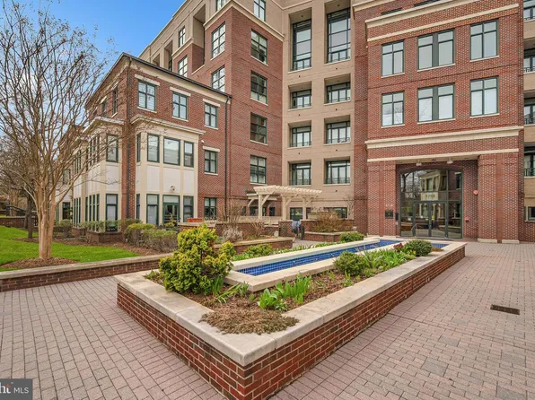 4750 41st St NW APT 310, Washington, DC 20016