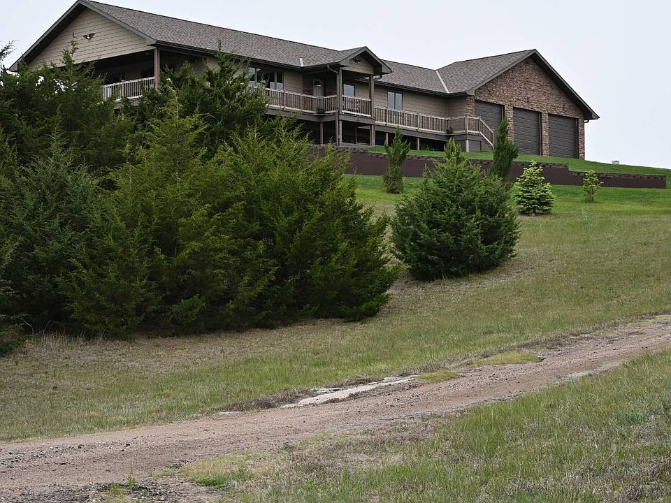 1st image of 82991 Longhorn Ln