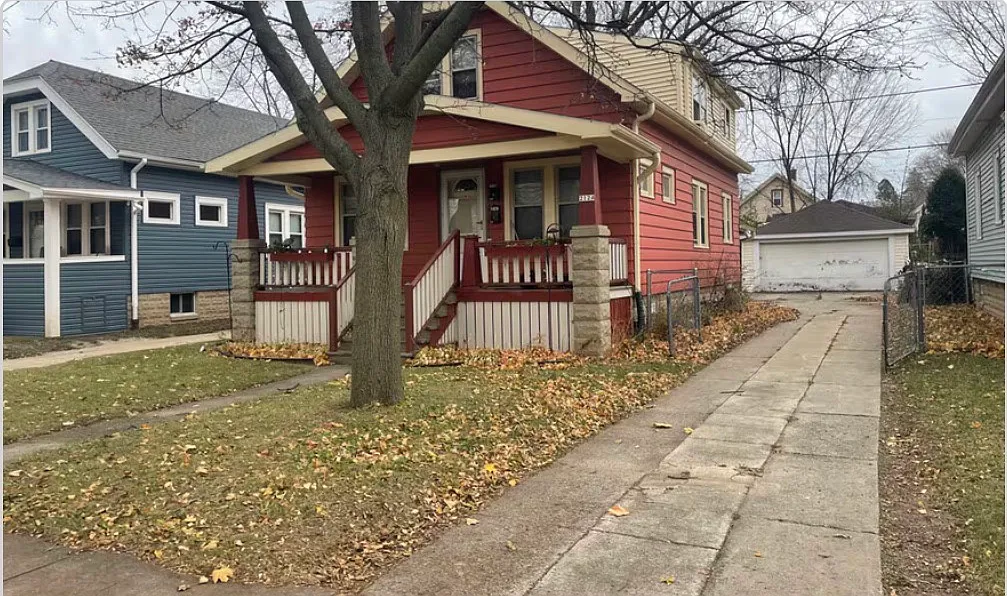 2 bed, 1.5 bath, 1600 sqft, $1,500 — Photo 1