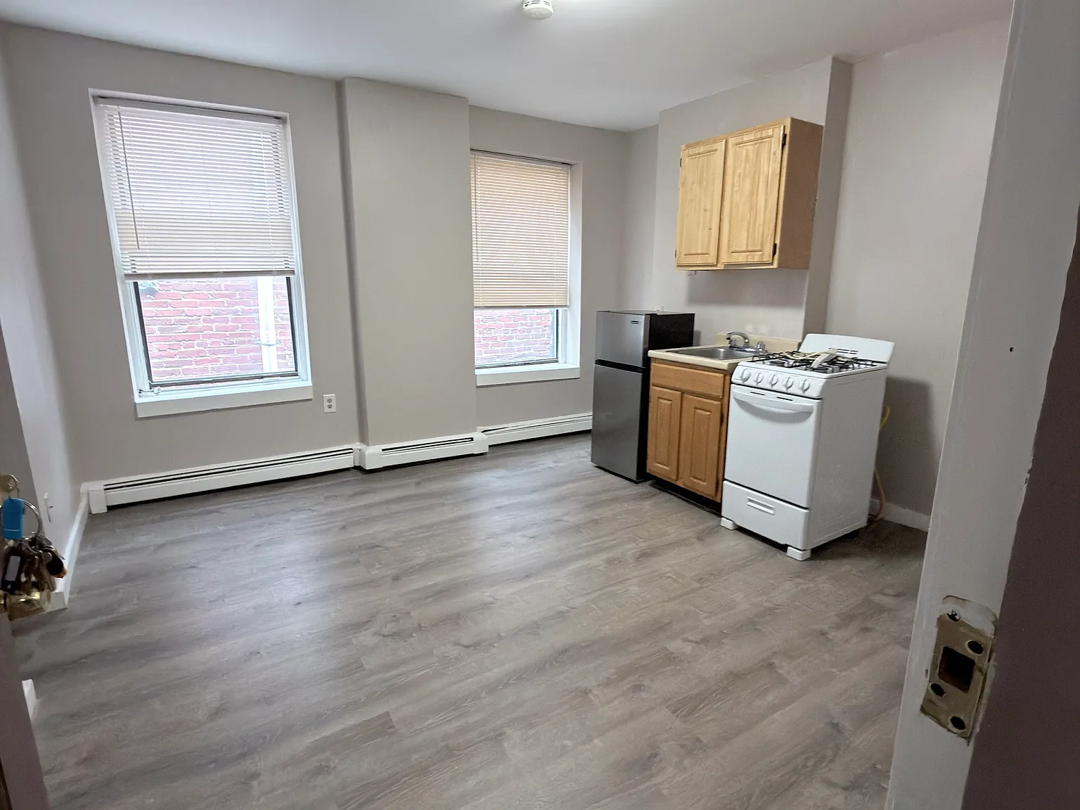 1 bed, $900 — Photo 2