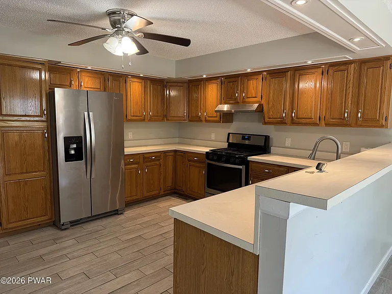 4024 Rivercrest Ct — Photo 2