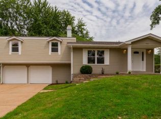 1918 Peach St, Saint Peters, MO