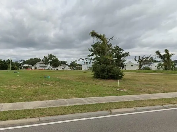 4808 W Beach Blvd #B, Gulfport, MS 39501