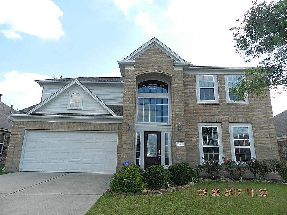 1st image of 15502 Elm Square St