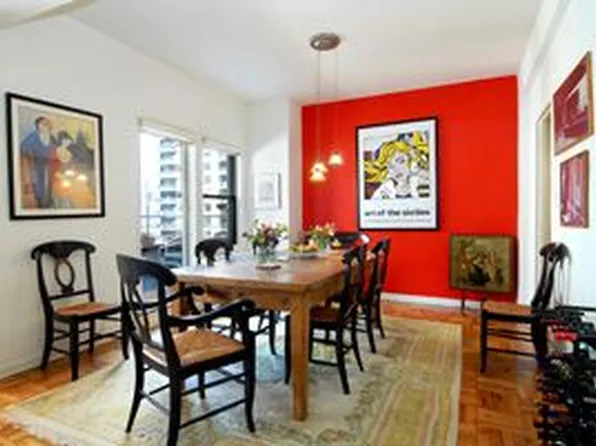 301 East 48th Street image 1 of 3