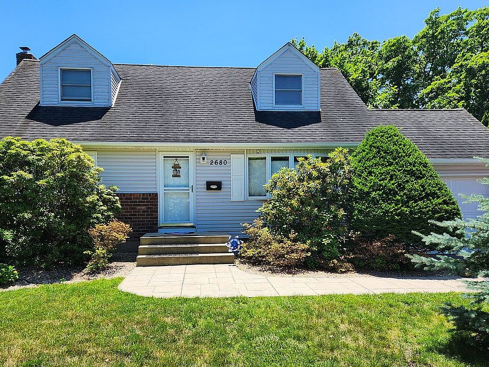 1st image of 2680 Cypress Ave