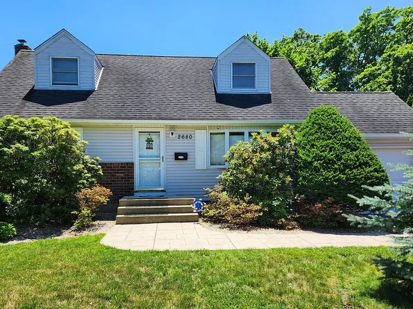 2680 Cypress Ave, East Meadow, NY 11554