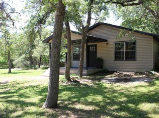 110 Parkview Dr, Somerville, TX 77879