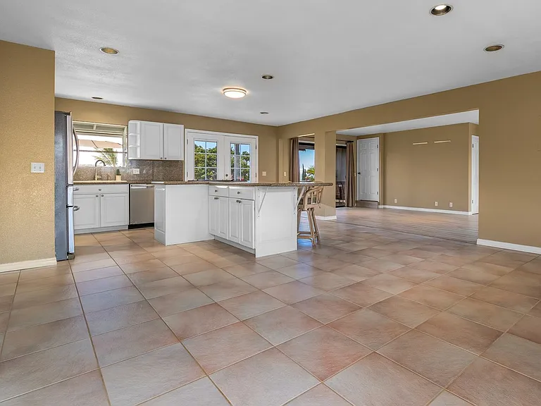 312 Hiolani St #1 — Photo 37