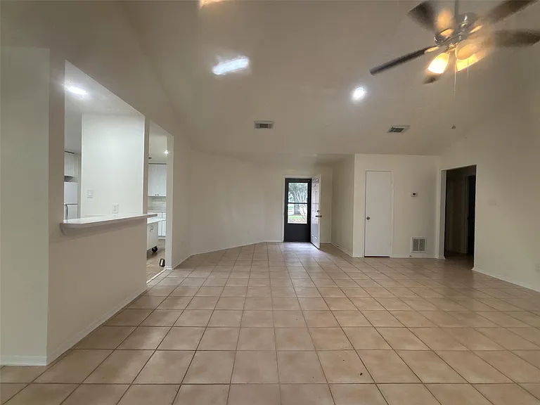 19718 Spanish Needle Dr — Photo 7