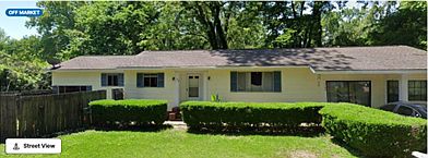 2nd image of 116B Churchill Dr #B