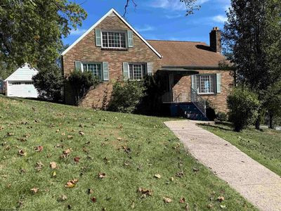 1201 Peacock Ln, Fairmont, WV, 26554