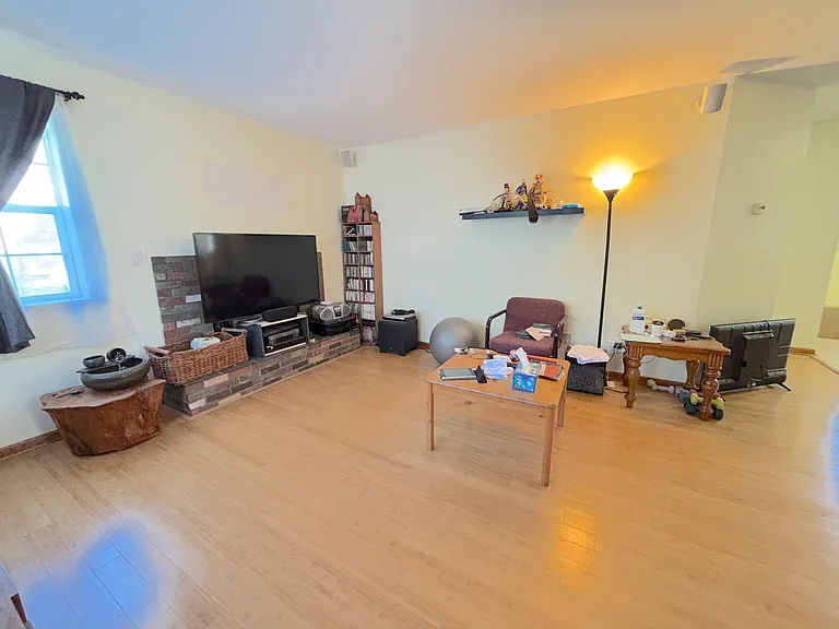 296 N Birchwood Dr #1 — Photo 5