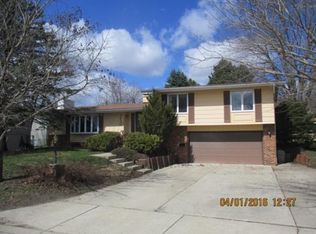 1430 Nottingham Dr, Owatonna, MN 55060