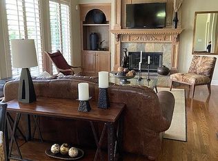 14200 Fontana St, Leawood, KS 66224