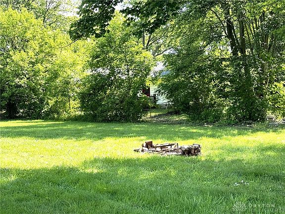 3rd image of 4572 Vermona Dr