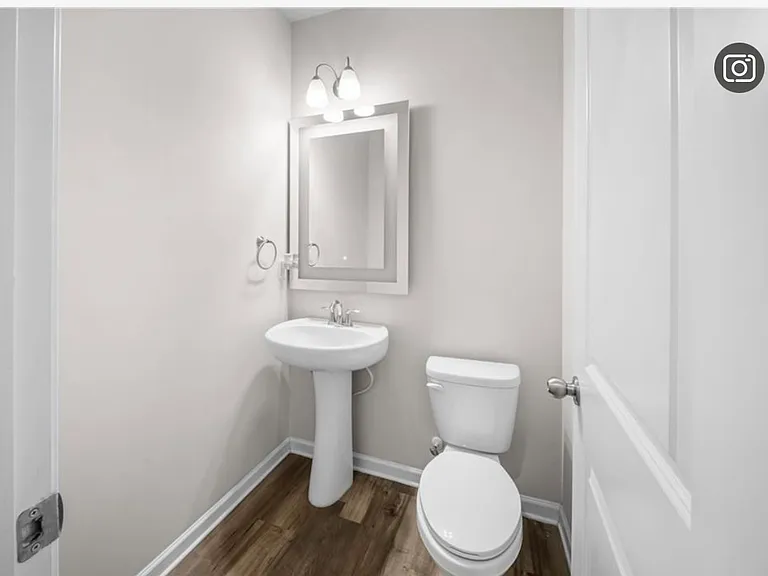 32 Huntley Trce — Photo 3