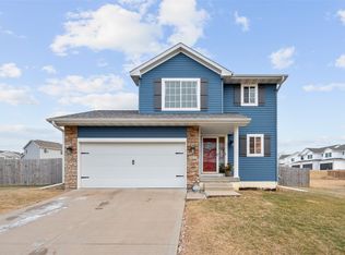 2833 Brockway Dr, Des Moines, IA 50320