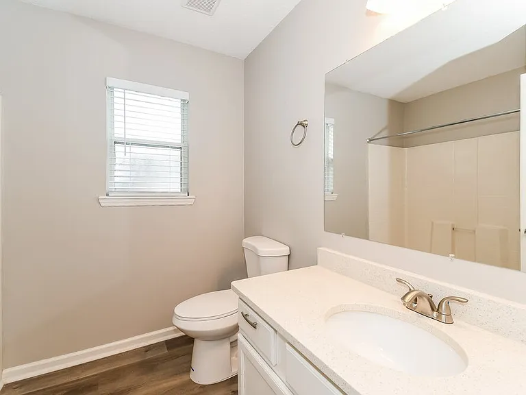 1266 Summit Oaks Dr E — Photo 18
