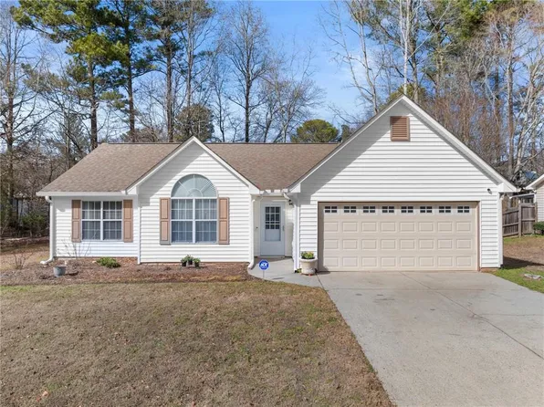 4751 Gold Mine Dr, Sugar Hill, GA 30518