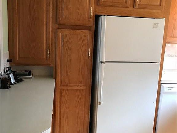 4th image of 78 Elmview Dr