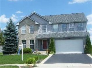 1300 White Chapel Ln, Algonquin, IL 60102