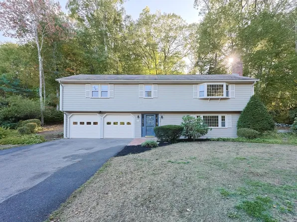327 Singletary Ln, Framingham, MA 01702