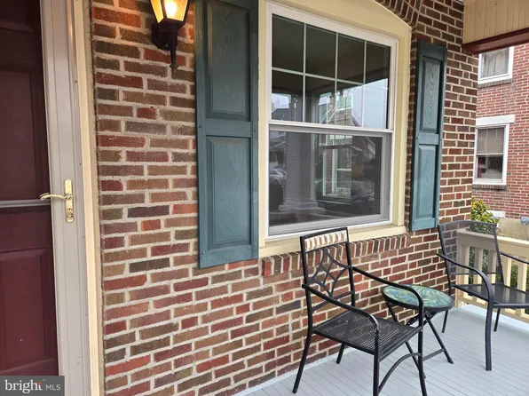 614 Rhoads Ave, Boyertown, PA 19512