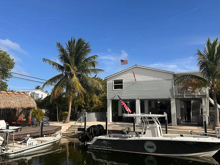 676 Spanish Main Dr — Photo 6