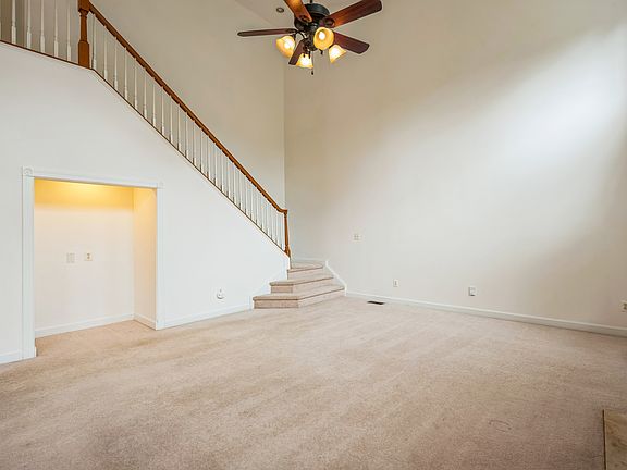 5th image of 1425 Bristol Place Ct