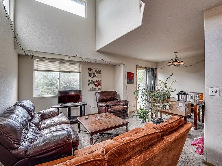 1067 Tierra Ln #C6 — Photo 4