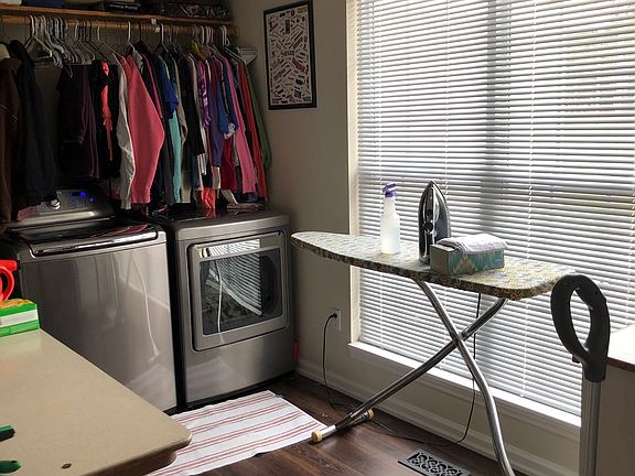 Laundry/utility room