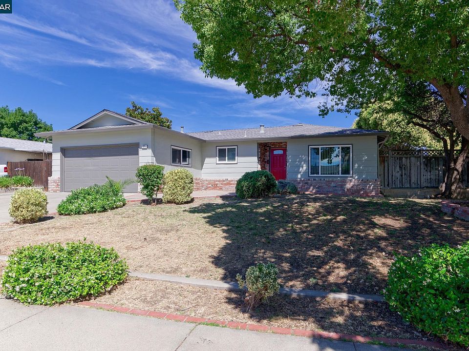 1st image of 1371 Springhill Dr