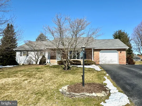 921 Cypress Ln, Lebanon, PA 17046