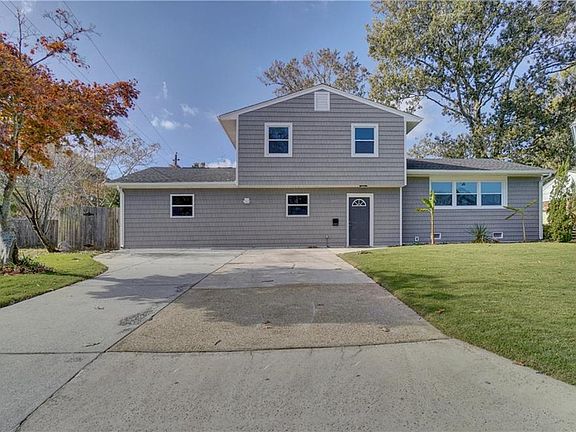 3rd image of 805 Gloria Pl
