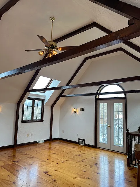 1 bed, 1.5 bath, 1200 sqft, $2,250 — Photo 2