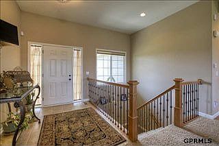 3rd image of 816 S 189th St