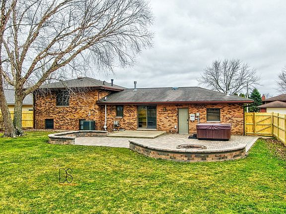 2nd image of 316 Palmor Dr