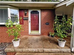 149 Piccadilly Dr, Winston Salem, NC 27104