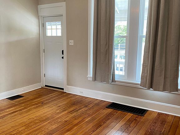 Front door/front window