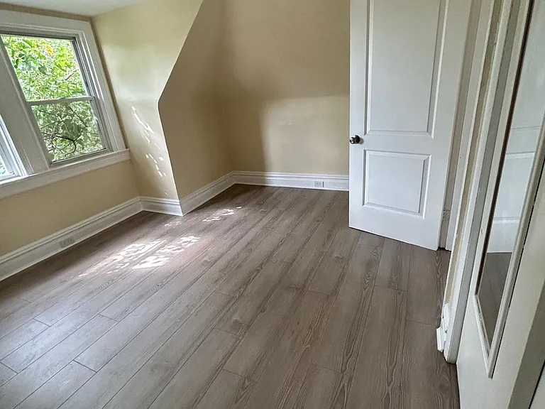 230 Morewood Ave #2 — Photo 9